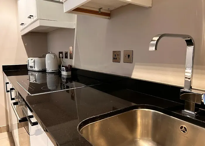 Appartement Luxury 2-bed On Park Square,